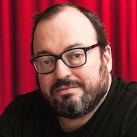 Станислав Белковский