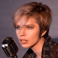 Лена Брик